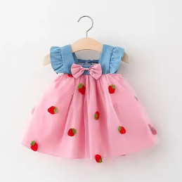(0-3 Years) Summer New Girls Dress Small Flying Sleeve Bow A-child Dress Embroidered Strawberry Cool Princess Dress